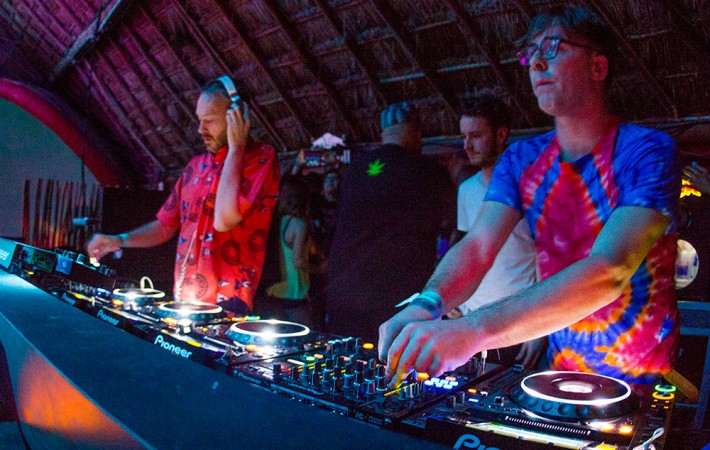 Basement Jaxx em DJ Set