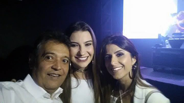 Ricardo Sarmiento com Taty Mesquita Live Violino e Camila Peixoto