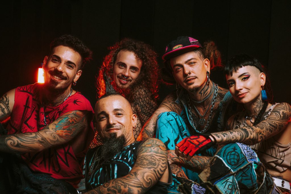 Banda FLOR ET lança live session do álbum BRAZAPUNK