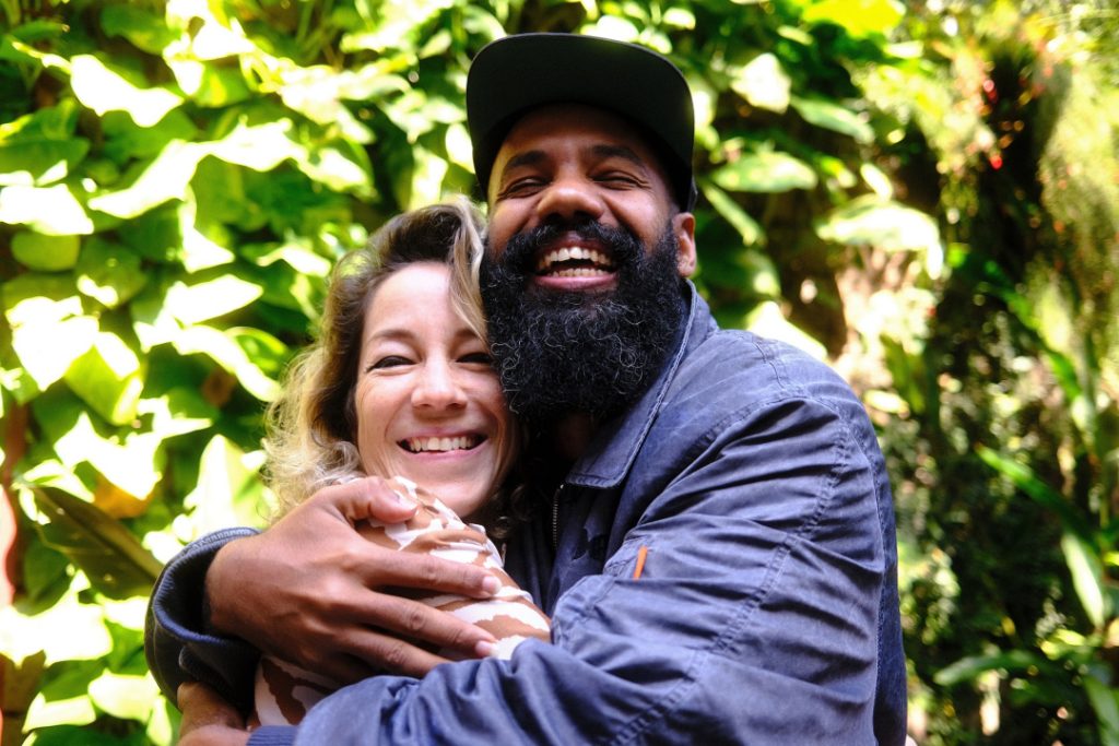 BUHR estreia parceria autoral com Russo Passapusso