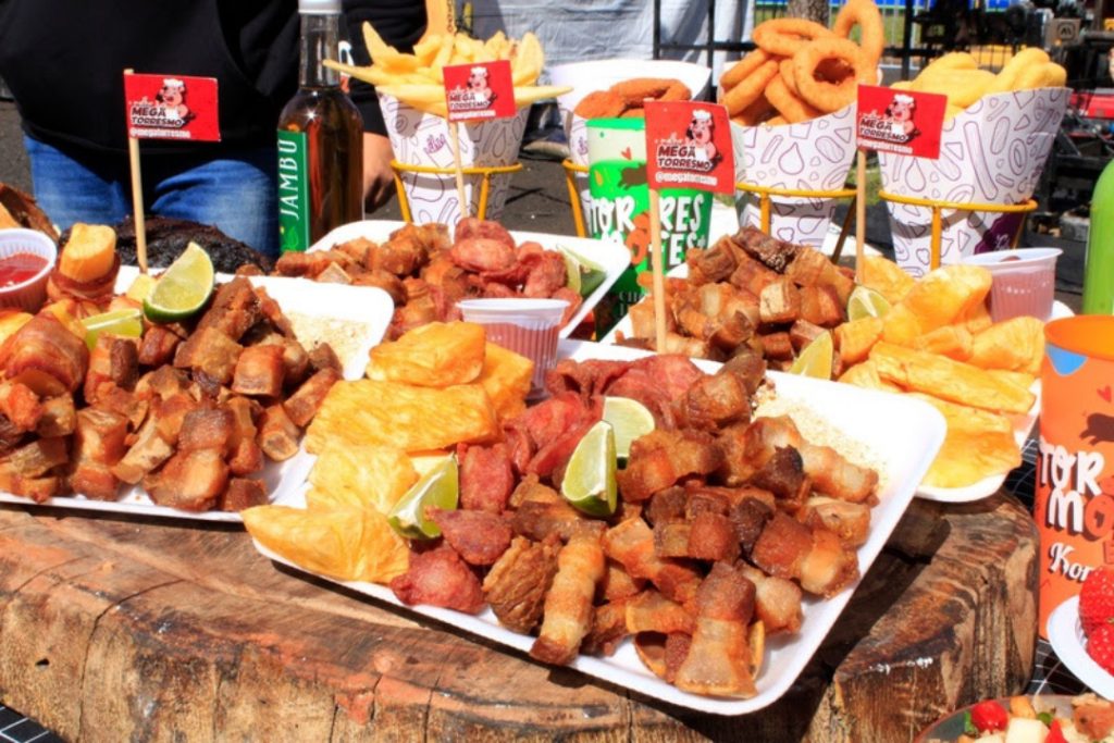 Festival de torresmo em SP shows e programação pet friendly