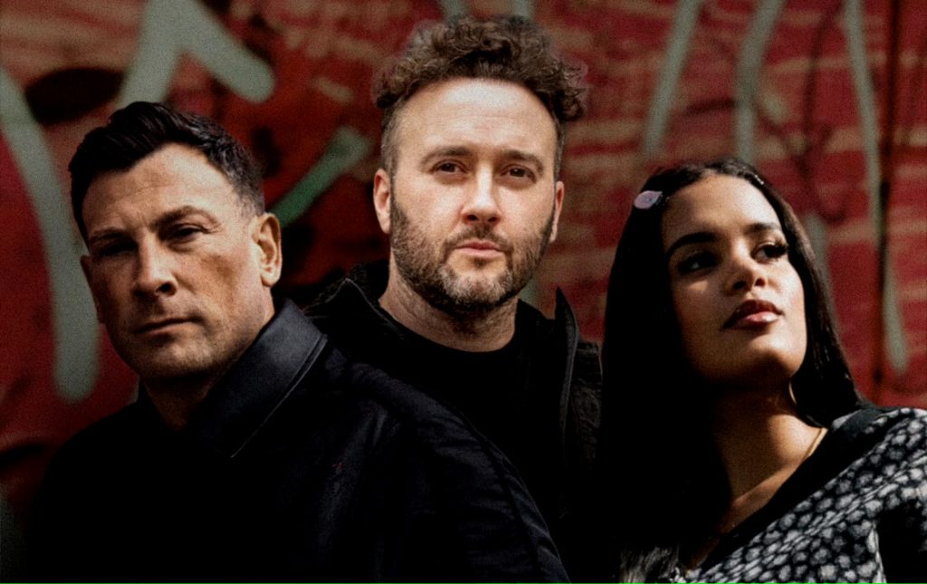 Syncia e CASH ONLY retornam com Eljé no novo single ‘Something Something’