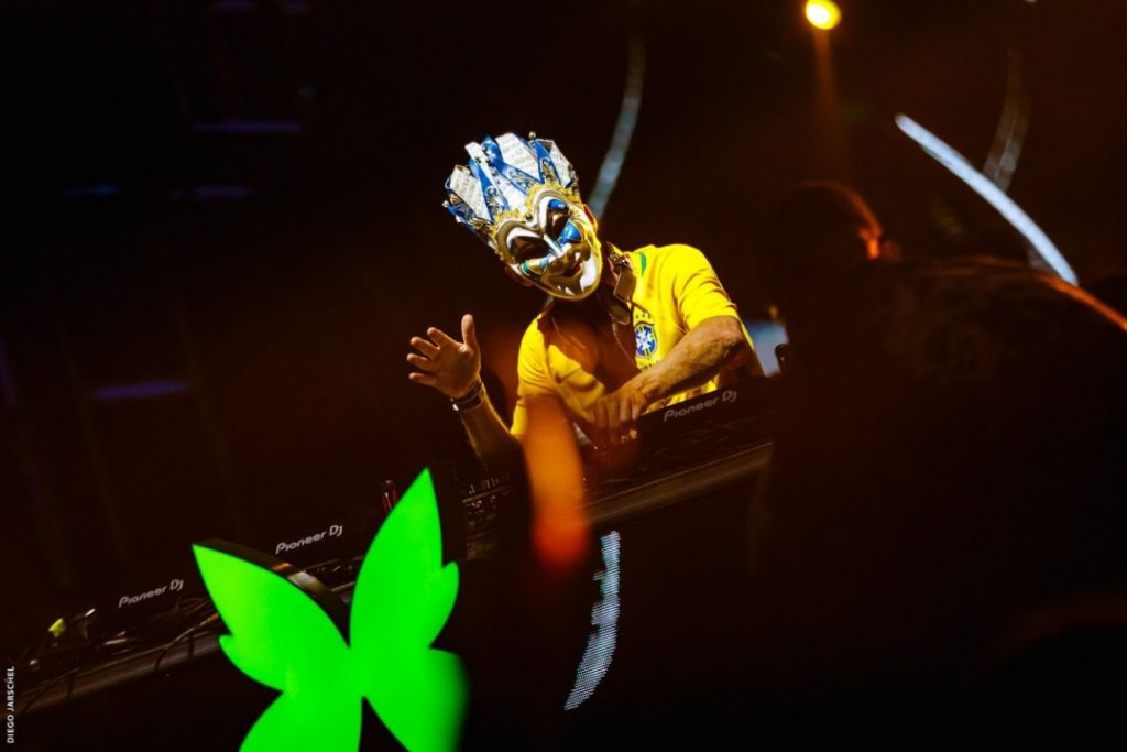 Boris Brejcha transforma o Minimal em fenômeno global música eletrônica