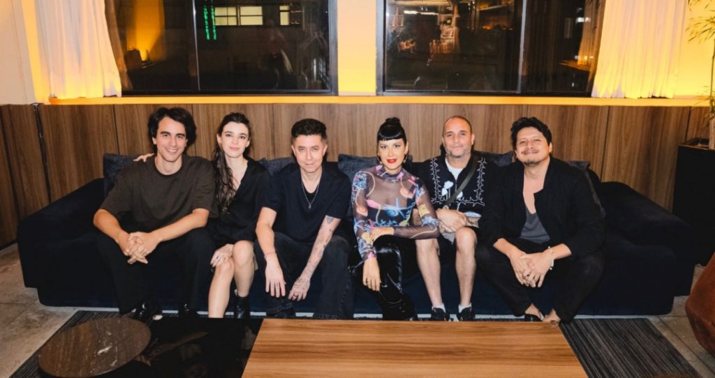 M_AI – “Por Aí” primeiro camping de produção musical