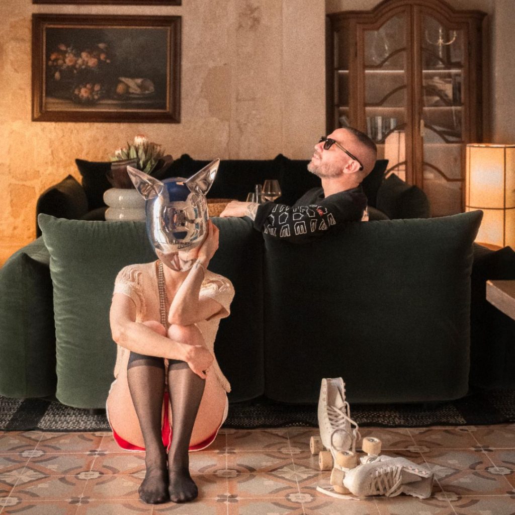 Galantis reinventa o sucesso “Stay Alive”