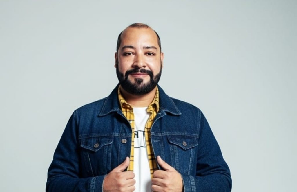 Pela Warner Music Wanderson XVR lança “Don’t Forget My Love”